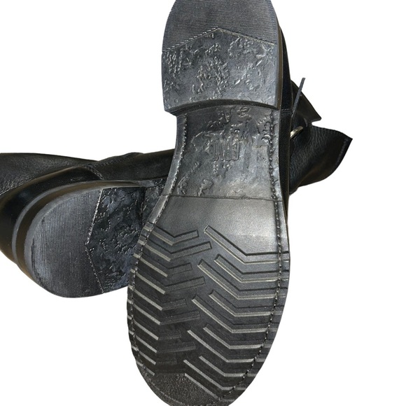 Women Frye Veronica Moto black leather ankle buckle bootie boots size 8.5 - Picture 6 of 7